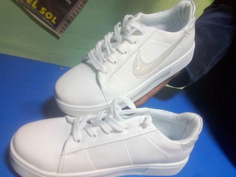 ZAPATILLA NIKE