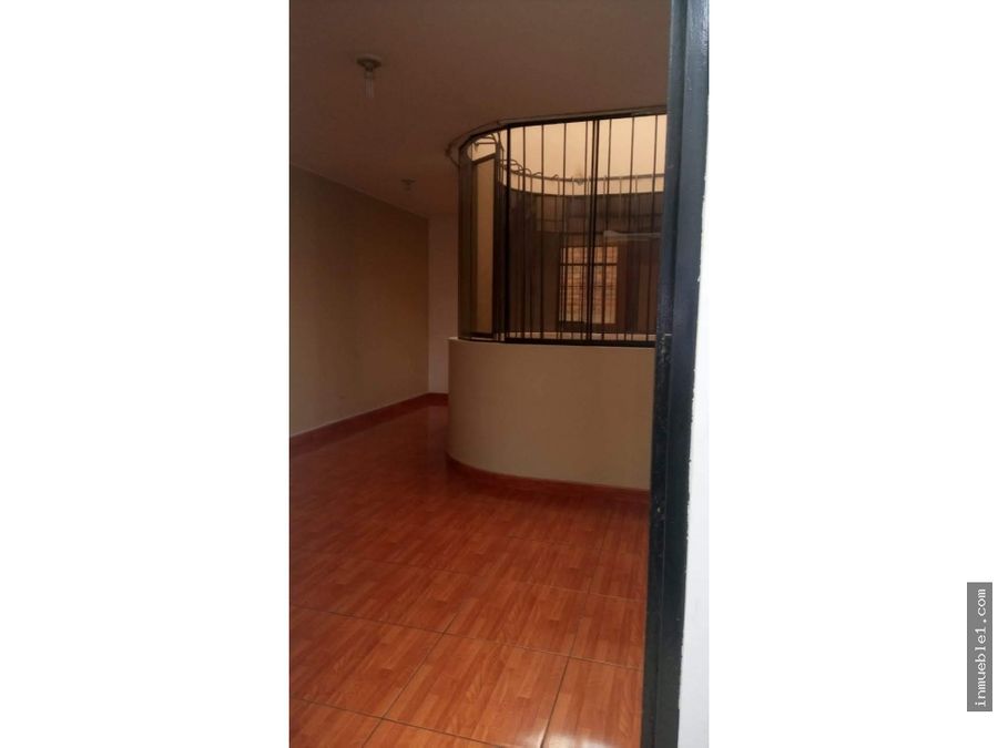 Departamento en Venta Cuarto Piso, Santa Anita.