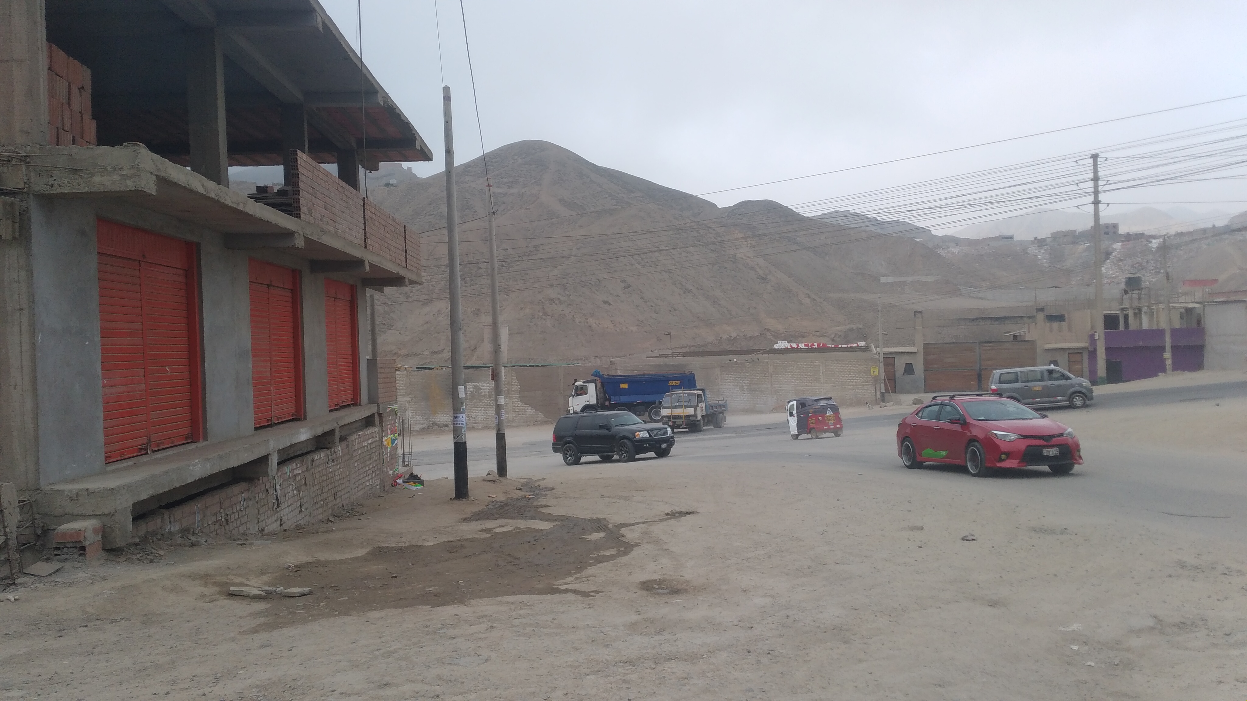 Venta lote 192.00 m2 Esquina Comercial para Desalojar Cieneguilla US 120.000 a Negoc.