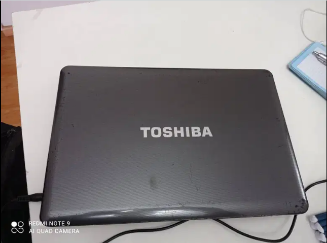 VENDO LAPTOP TOSHIBA USADA