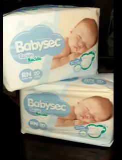 Pañales BabySec RN 20 und c/u precio 2 x 15 soles.