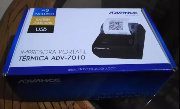 Impresora Térmica inalámbrica marca ADVANCE ADV-7010