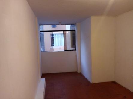 1 Cuarto, 15 m² – ALQUILO HABITACION CON BAÑO SAN LUIS 1X1