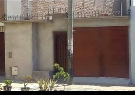 SE VENDE CASA EN NUEVO CHIMBOTE